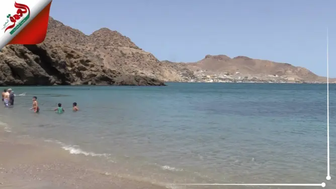 “مالديف الشرق” .. تعرف على سحر شاطئ “ميناروسيتا” بالناظور (فيديو)