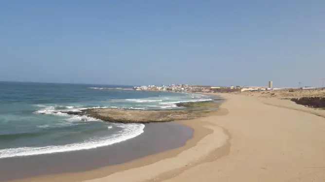 حملات تحسيسية للحفاظ على البيئة بشاطئ “تيفنيت” باشتوكة أيت باها