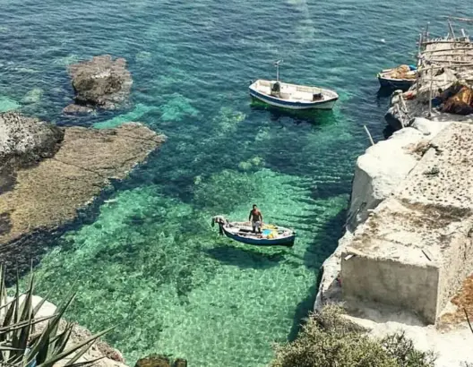 يُوصف بـ”مالديف المغرب”: جولة بحرية بشاطئ “تيبودا” بالناظور.. جوهرة مخفية تستحق الاهتمام (فيديو)