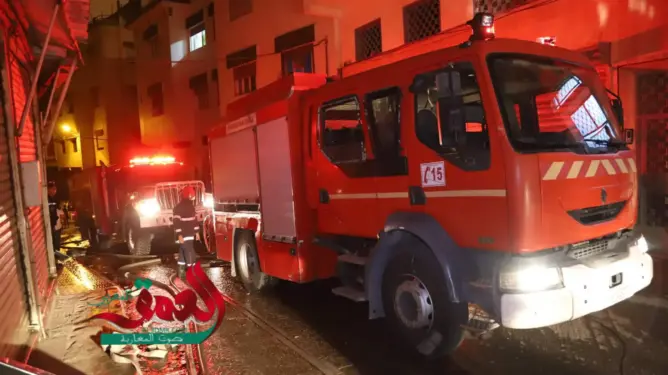 النيران تندلع في أكبر سوق بطنجة.. و”العمق” ترصد أولى مشاهد الحريق (صور)