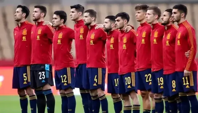 للمرة الثانية.. مدرب المنتخب الإسباني يستغني عن لاعبي ريال مدريد
