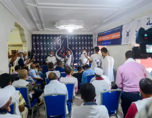 البيجدي يعلن رفضه نقل الناخبين جماعيا من طرف الأحزاب إلى مراكز التصويت