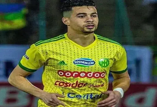 بعد انتقال حركاس للرجاء.. مولودية وجدة يضم مدافعا جزائريا
