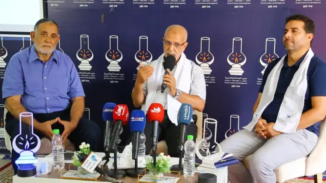 الـPJD يدافع عن حصيلته الجماعية بتمارة والصخيرات والعمراني يتحدث عن اختبار المصداقية (فيديو)