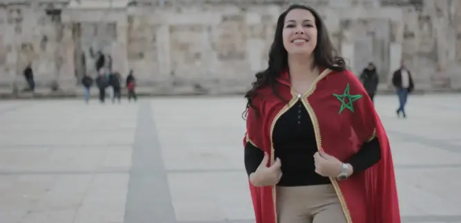 الممثلة مونية لمكيمل توجه رسالة إلى المغاربة عشية الانتخابات 