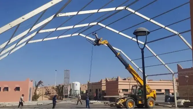 إقامة مستشفى ميداني بورزازات لمواجهة ارتفاع حالات الإصابة بـ”كورونا”