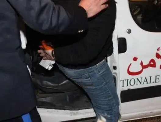 تصوير عملية التصويت داخل المعزل الانتخابي يقود إلى توقيف شخصين بأكادير