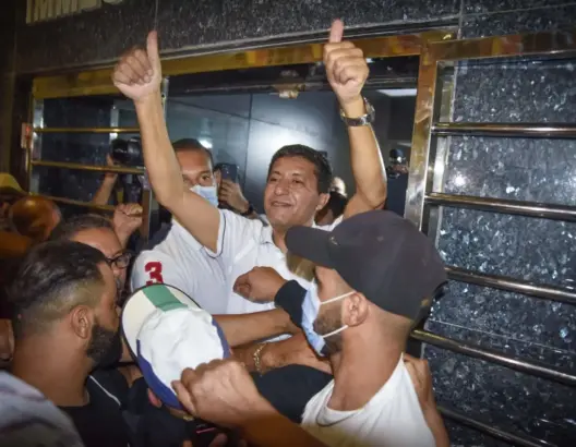 تعود لـ”بعيوي”.. تعليمات لعقل عشرات العقارات بقيمة تفوق 100 مليار