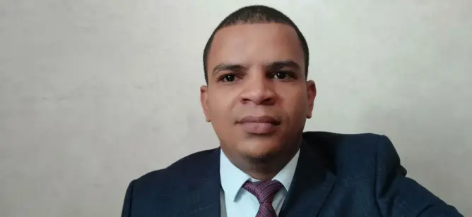 قراءة سريعة في التضريب المسبق على المحامين في “مالية 2023”