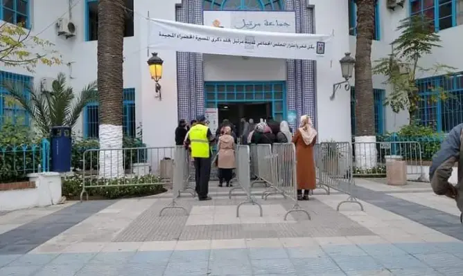 تحالف من 7 أحزاب يمنح رئاسة مجلس جماعة مرتيل للحركة الشعبية