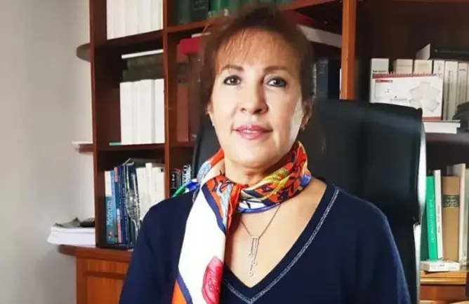 سويسرا.. انتخاب المغربية نجية العبادي رئيسة للاتحاد العالمي لجمعيات جراحة الأعصاب