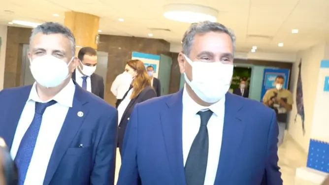 بعد دعوة أخنوش للوزراء بـ”التقشف”.. وهبي يطالب برفع ميزانية السفريات و”البريمات”