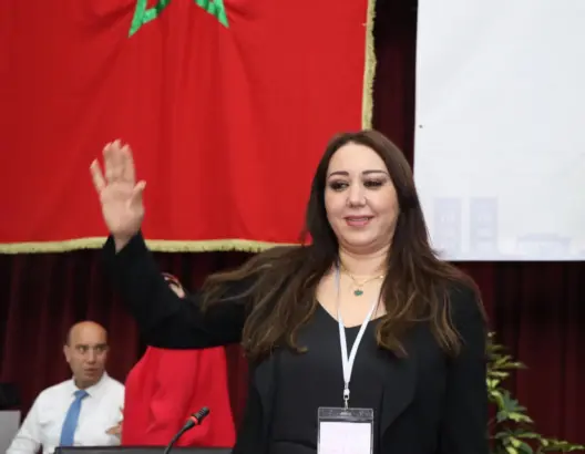 الرميلي تحسم جدل “تجاوز الصلاحيات” داخل مجلس الدار البيضاء