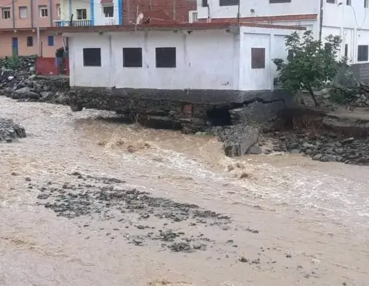 بعد تطوان.. مصرع سيدة حامل جرفتها السيول بضواحي شفشاون