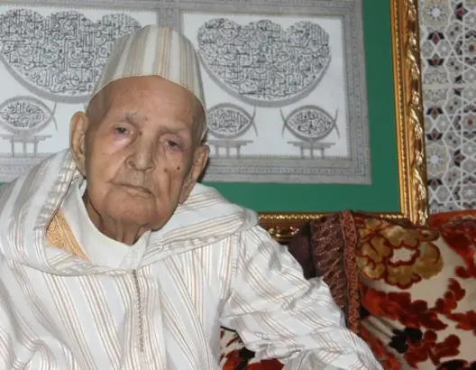 عن عمر يناهز الـ109 سنة.. وفاة شيخ الخطاطين عبد المولى نجمي بآسفي