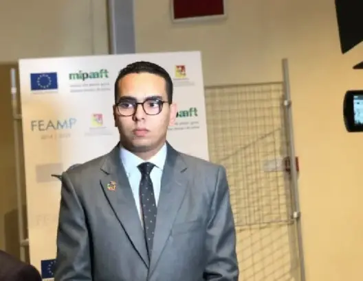شاب مغربي يشارك في مفاوضات المناخ بميلانو تحضيرا لمؤتمر “كوب-26”