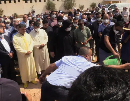 وهبي يُشيع جثمان والدته بأكادير بحضور بنعبد الله وقيادات حزبية (فيديو وصور)