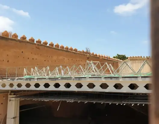 ناشطون متوجسون من هدم جزء من سور الرباط التاريخي وتحذيرات من تشويه التراث المعماري