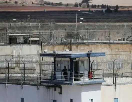 أسرى “الهروب الكبير” الفلسطينيون مُكبّلون في زنازين انفرادية بسجون إسرائيلية