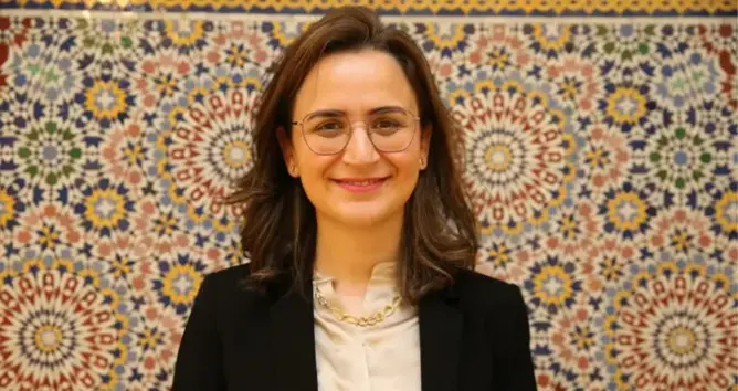 غيثة مزور: الوزيرة المنتدبة لدى رئيس الحكومة المكلفة بالانتقال الرقمي وإصلاح الإدارة