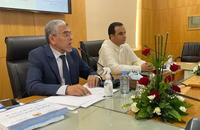 الرميد يودع وزارته ويعلن اعتزال السياسة والعمل الحزبي ويرجو “التوبة من الله”