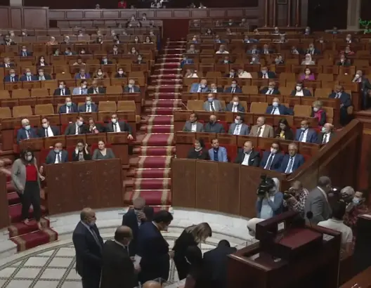 “غياب” التباعد الجسدي يثير جدلا في البرلمان قبيل انتخاب رئيس مجلس النواب