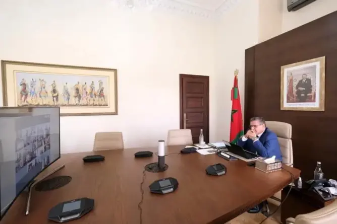 الحكومة: برنامجنا ينهل من أحزاب الأغلبية وينشد تحقيق تحول اقتصادي واجتماعي