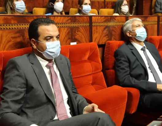 “النواب” يُنهي جدل منع الحكومة من الكلام ويمنحها حق الرد في الجلسات