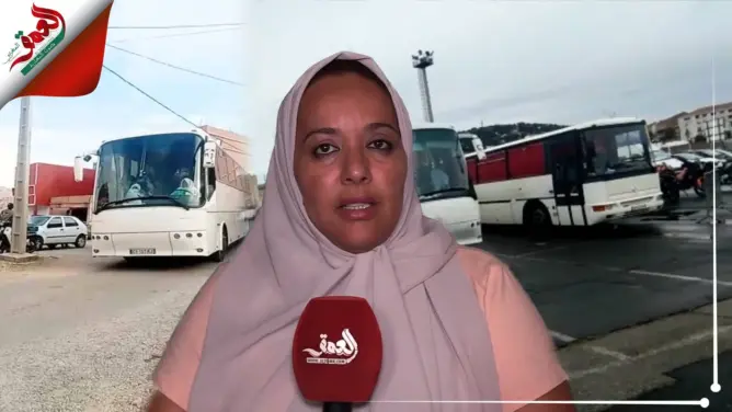 في مبادرة إنسانية فريدة.. مهاجرة مغربية توفر 3 حافلات لأبناء قريتها بسيدي إفني (فيديو)