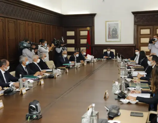 مجلس الحكومة يصادق على ثلاثة مشاريع مراسيم
