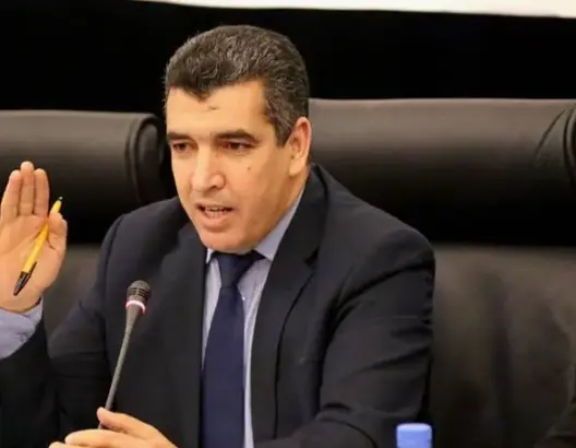 الدحماني يتشبث بمقعده في “المستشارين” ويكذب الأمانة العامة للبيجيدي بشأن التحالفات