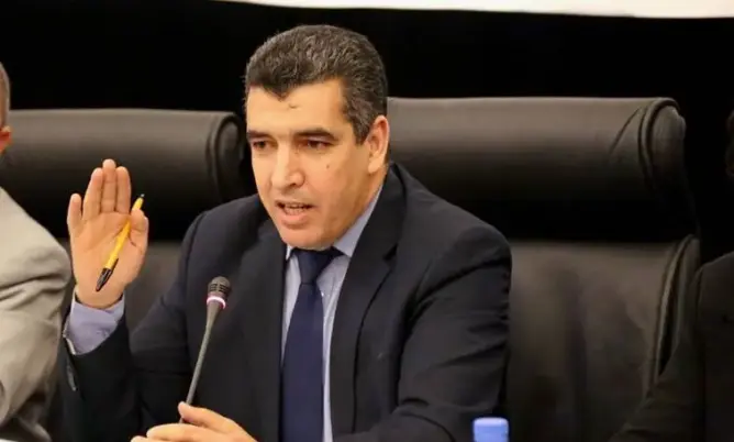 الدحماني يتشبث بمقعده في “المستشارين” ويكذب الأمانة العامة للبيجيدي بشأن التحالفات