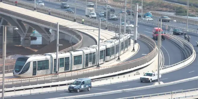 شركة طرامواي الرباط سلا تفرض جواز التلقيح للتنقل عبر عرباتها