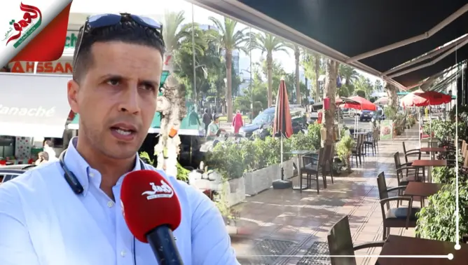 المقاهي تحصي خسائرها بعد فرض جواز التلقيح ومطالب بحماية النوادل من الاعتداءات