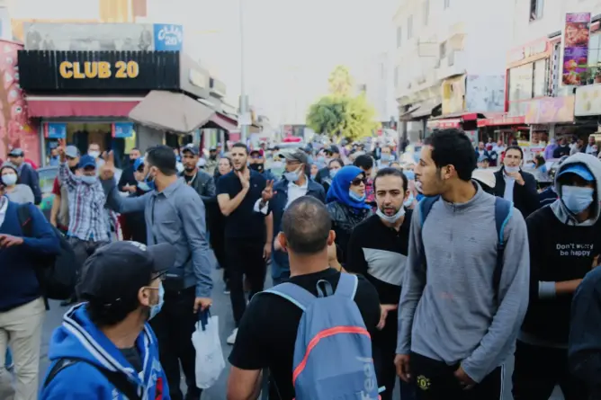 ابتدائية مراكش توزع 7 أشهر على محتجين تظاهروا ضد إلزامية جواز التلقيح