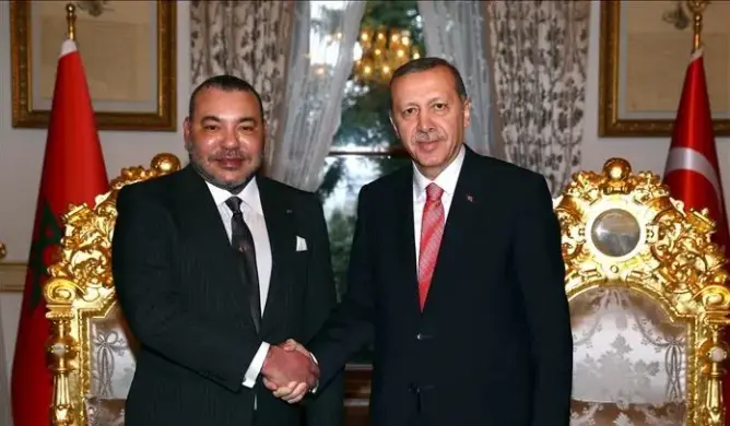 الملك محمد السادس يعزي أردوغان في ضحايا الزلزال ويؤكد وقوف المغرب مع تركيا