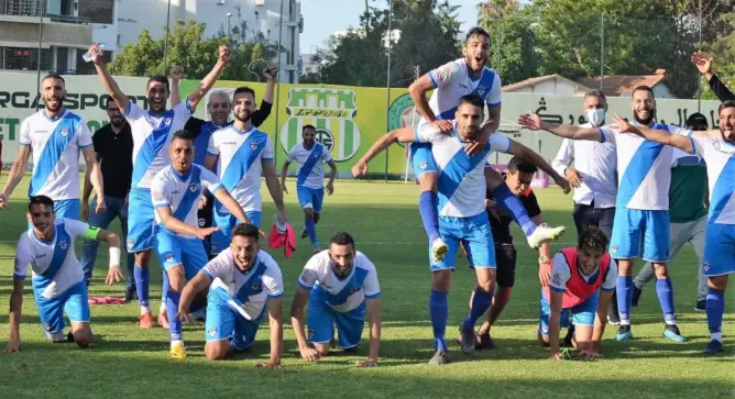 البطولة الاحترافية: السوالم يتغلب على واد زم.. والمحمدية يتنفس الصعداء