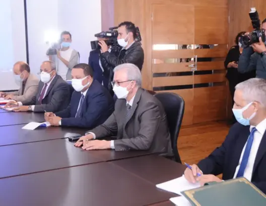 ناقشا قضايا الاستثمار بالجهة.. والي مراكش آسفي يجتمع بمدير البنك الأوروبي الجديد