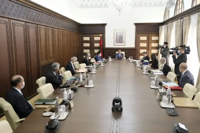 رسميا.. الحكومة تُلحق البياطرة والطبوغرافيين بنظامي التغطية الصحية والمعاشات