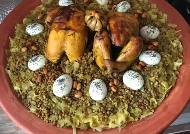 سطات.. طبق “رفيسة” يسمم عائلة ويقتل رضيعة في عامها الأول