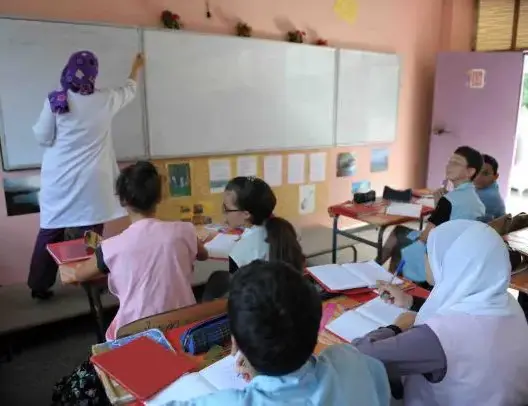 الموت المفاجئ يخطف أستاذة أمام أنظار تلاميذها بالدار البيضاء