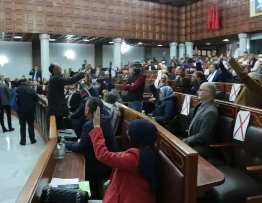 80% من موظفي جماعة البيضاء يطرقون باب التقاعد .. والرميلي مطالبة بفتح باب التوظيف
