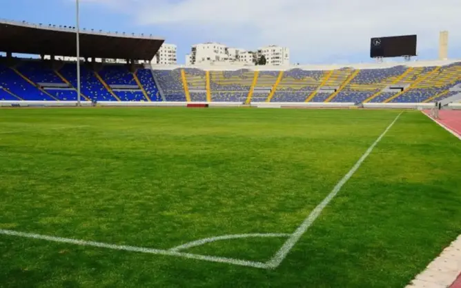هل تتحمل شركة “كازا إيفنت” مسؤولية نقل مواجهة الأسود إلى الرباط ؟