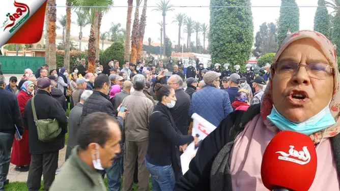 الأساتذة المقصيون من الترقية خارج “السلم 11” يتظاهرون بالرباط طلبا للإنصاف (فيديو)