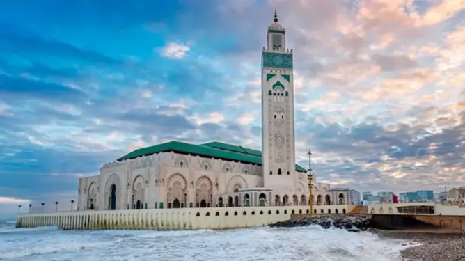 الدار البيضاء تحتضن ندوة علمية حول “المقومات الحضارية للأمة المغربية”