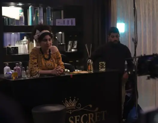 تجسد دور “نصابة”.. بوزاويت تتحدث لـ”العمق” عن شخصيتها في “صورتك بين عينيا” (صور)