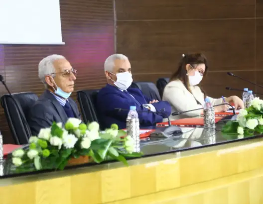 أيت الطالب يكشف الفرق بين الجواز الصحي وجواز التلقيح.. وإمكانية فتح الملاعب (فيديو)