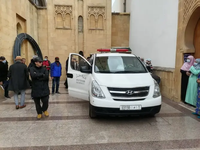 الحكومة المغربية تقرر تقليص عدد الحاضرين في تشييع الجنائز وتأبين الموتى