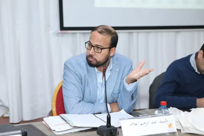 العلام ينتقد رفض رؤساء المجالس الدستورية الخضوع للمساءلة البرلمانية