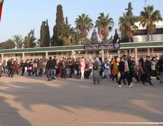 طلبة جامعة أكادير يواصلون مقاطعة الدروس احتجاجا على قرار بن موسى